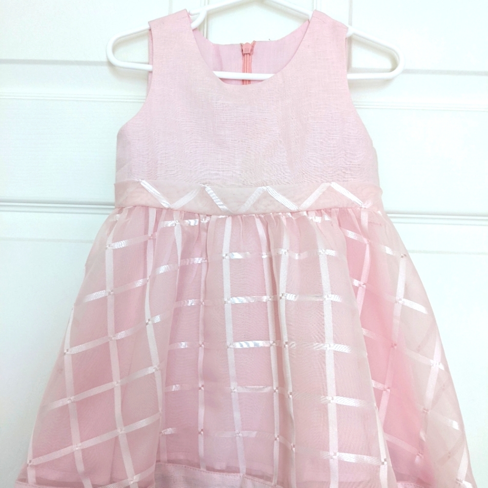 Handmade Linen and Lace